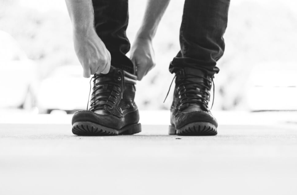 Oltre l'audit di fabbrica: Una guida pratica al controllo qualità quotidiano nella tua catena di approvvigionamento di scarpe