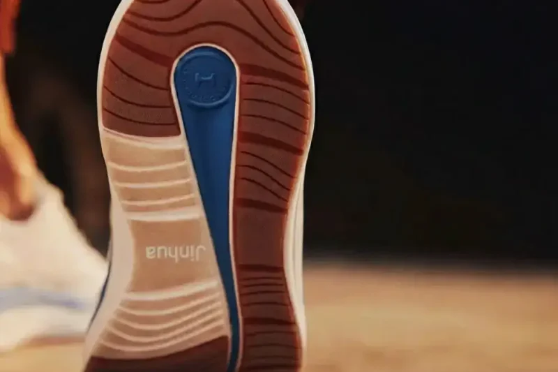 Revoluciona tu marca: Descubre el potencial de calzado de marca propia en China